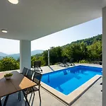 Villa Nono Spinovci *