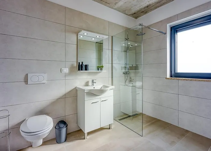 Nono Spinovci * Karojba