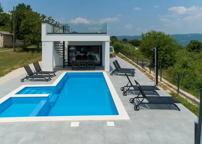 Villa Nono Spinovci *
