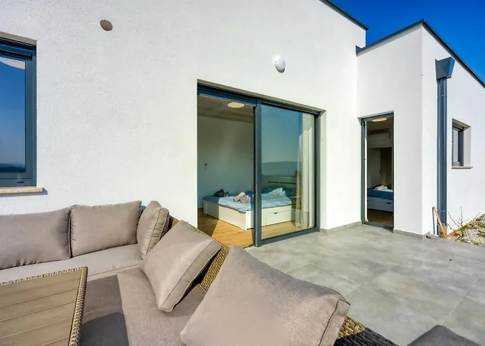 Nono Spinovci Karojba