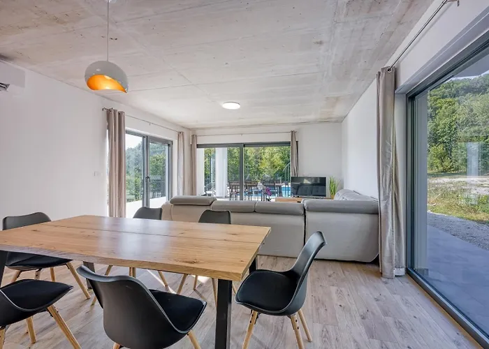 Villa Nono Spinovci *