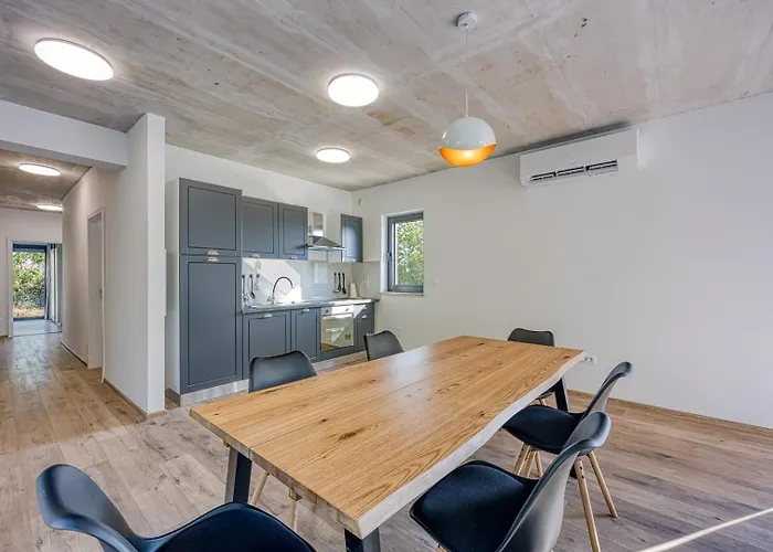 Nono Spinovci * Karojba