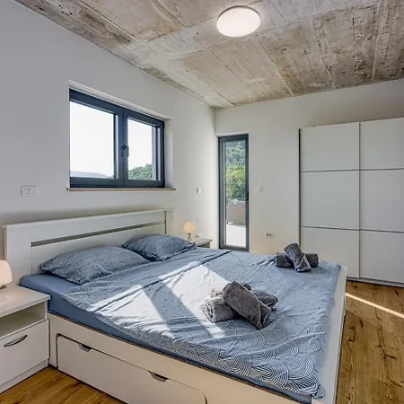 Nono Spinovci Karojba