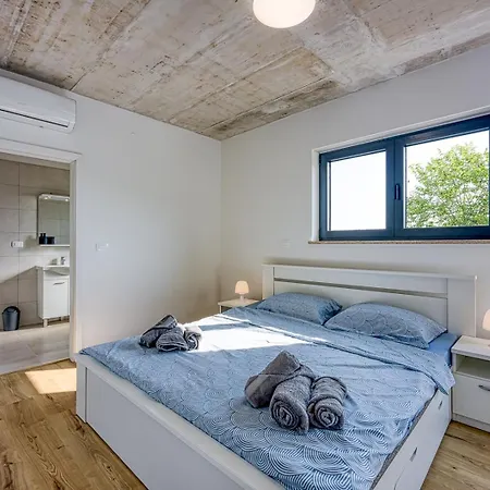 Vila Nono Spinovci Karojba