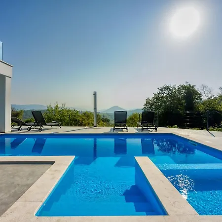 Nono Spinovci * Karojba